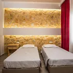 Errik Luxury House *