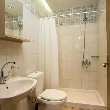 Errik Luxury House فاليراكي