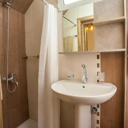 Errik Luxury House Hébergement de vacances