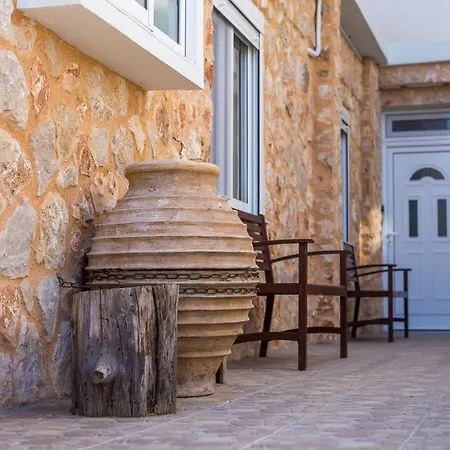 Errik Luxury House *