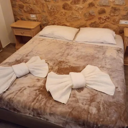 Errik Luxury House Hébergement de vacances *