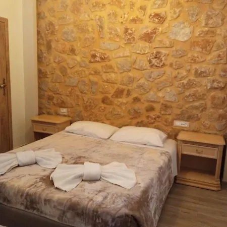 Errik Luxury House * فاليراكي