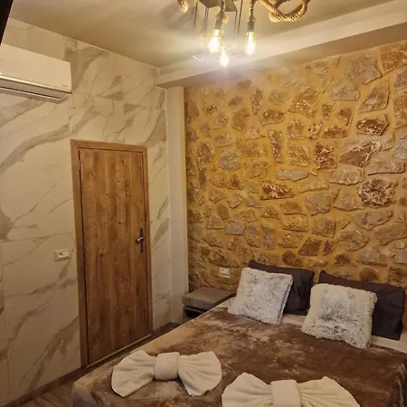 Errik Luxury House Φαληράκι