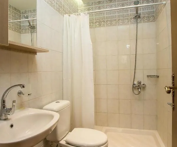 Errik Luxury House فاليراكي