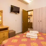 Errik Luxury House فاليراكي