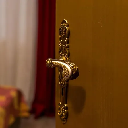 Errik Luxury House